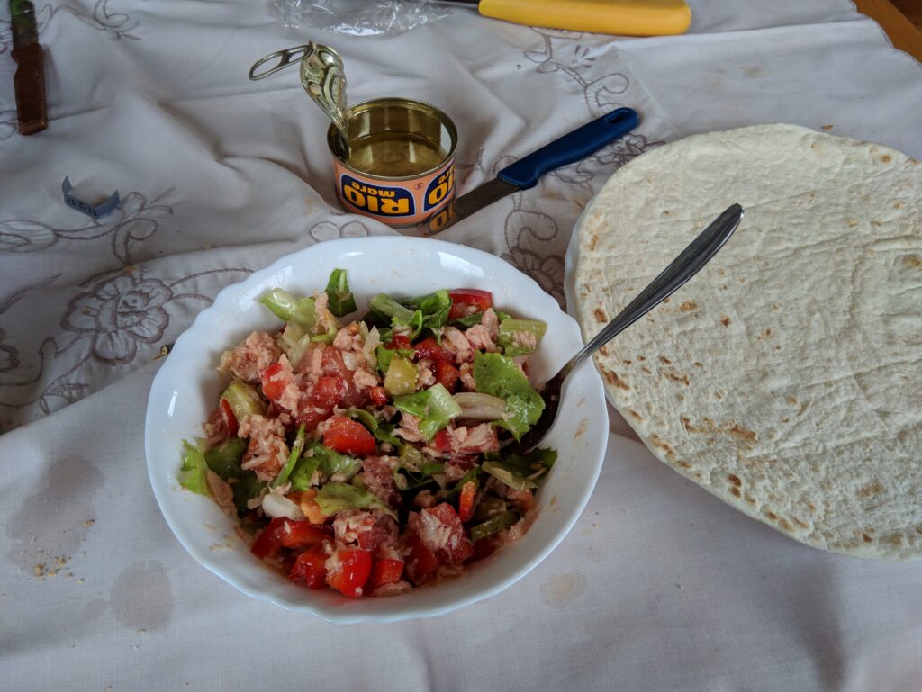 zelenjavna mešanica za tunin burrito